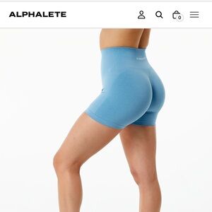 Alphalete amplify short 4.5”